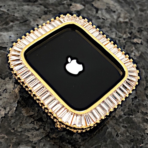 Apple Watch case bezel yellow gold with lab diamond baguette and rounds - Picture 1 of 3